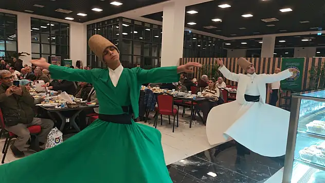Mevlana'nın torunları İzmir'de tek yürek oldu