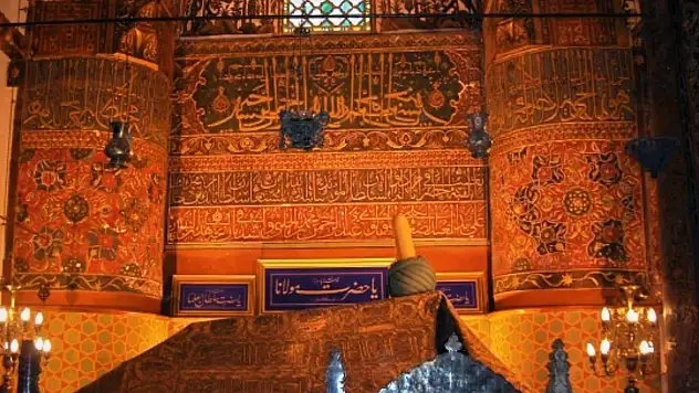 Mevlana'nın türbesindeki gizemli odaya sakın girmeyi düşünmeyin! IV. Murat bile inemedi: İşte korkutan efsane...