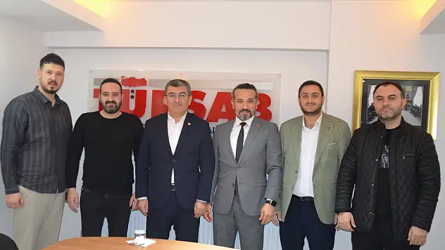 Milletvekili Ekici, turizmcilerle bir araya geldi