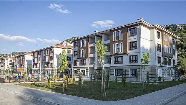 Milyonların beklediği kura başlıyor! Ev hayali kuranlar bu tarihi kaçırmasın... Yüzyılın konut projesi'nde kritik saatler