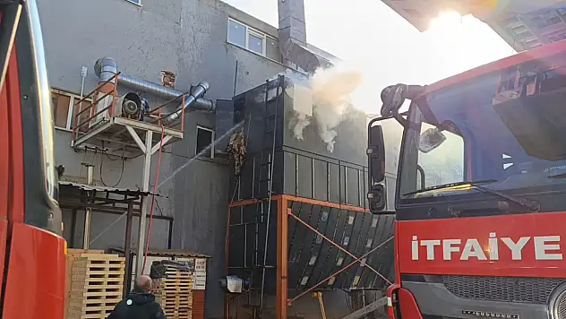 Mobilya fabrikasında yangın
