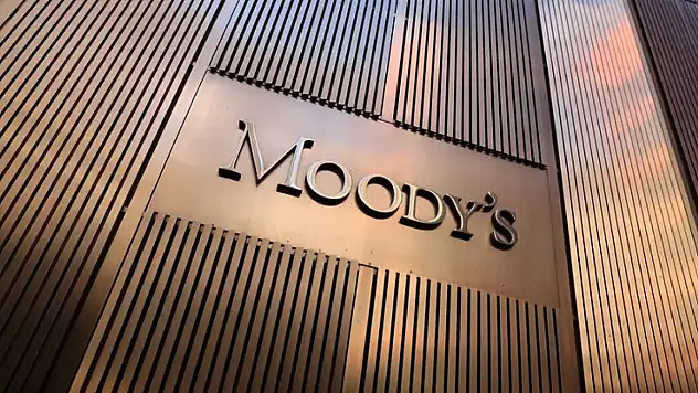 Moody's'ten Tarihi Karar: ABD'nin Kredi Notu Düşürüldü