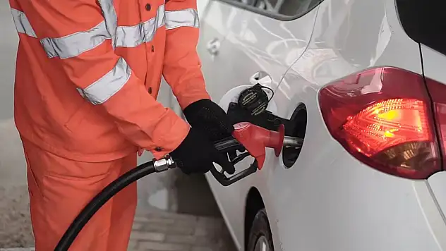 Motorine beklenen zam iptal edildi