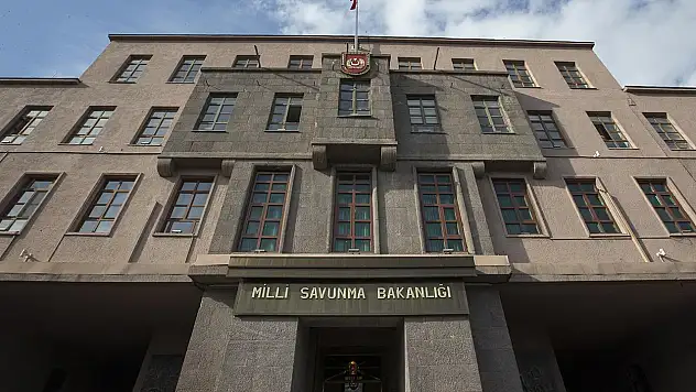 MSB açıkladı: İran'dan fırlatılan 3'üncü füze de imha edildi