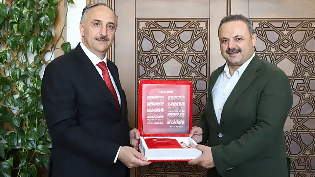 Müdür Yenigün'den Rektör Arıbaş'a ziyaret!