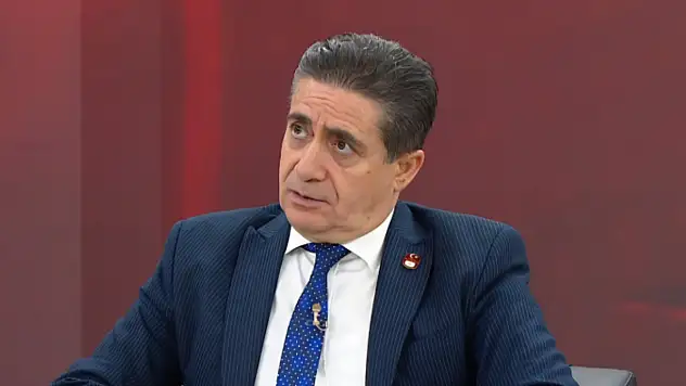 Mustafa Ertekin kimdir? Mustafa Ertekin Zafer Partisi'ne mi geçti? Mustafa Ertekin milletvekili mi?