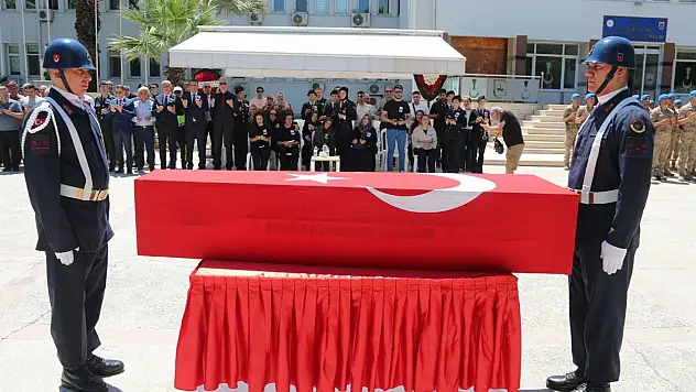 Nöbetten çıktı, eve dönemedi! Genç uzman çavuş gözyaşlarıyla uğurlandı