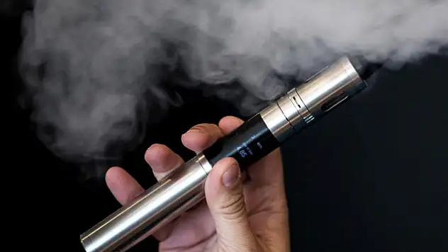 O ülke elektronik sigarayı yasakladı