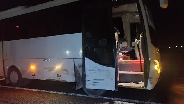 Olayın adresi Konya: Hurdaya dönen araçta şans eseri kurtuldu!