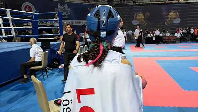 Önce Lösemiyi, ardından dünyayı yendi