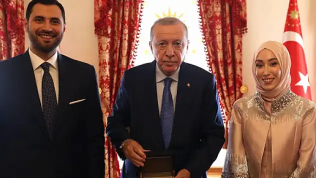 Orhan Murat Kumaş kimdir? Kaç yaşında? Rümeysa Kadak nişanlandı mı? Nişanlısı kim? Rümeysa Kadak kiminle sözlendi?