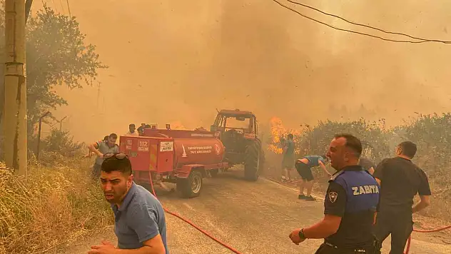 Orman yangını: Beş mahalle tahliye edildi!