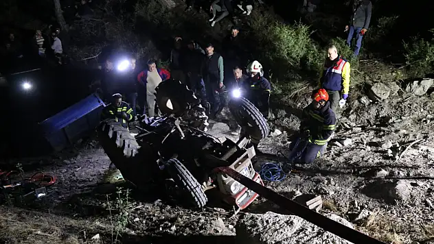 Ormanda korkunç olay: Çiftin cansız bedeni devrilen traktörün altında bulundu