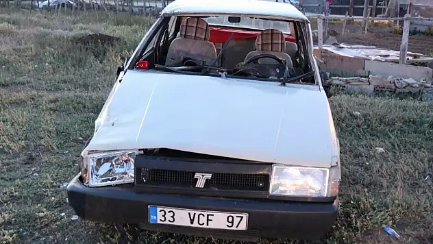 Otomobil şarampole devrildi: Sürücü alkollü ve ehliyetsiz çıktı