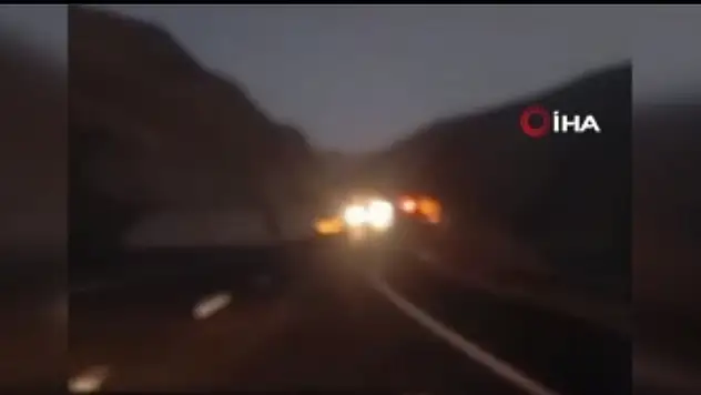 Otomobil tankerle çarpıştı: Ortalık can pazarına döndü!