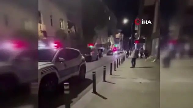 Otoparkı kurşun yağmuruna tuttular: 17 el ateş ettiler