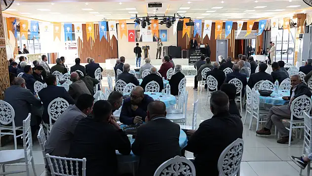 Özgökçen Bozkır'da halkla buluştu