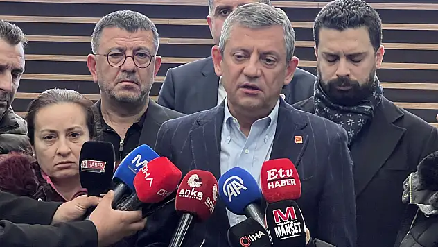 Özgür Özel'den duygusal ziyaret: 'Bu acıya nasıl dayanılır?'