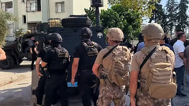 Polisi görünce balkondan ateş açtı! El bombasının pimini çekerek direndi