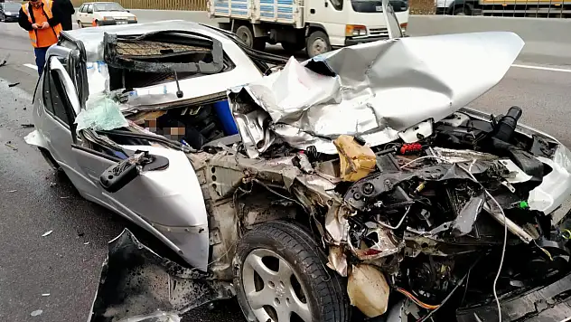 Polisler kaza yaptı: 1 yaralı, 1 ölü