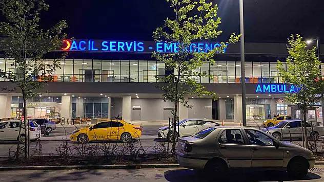 Pres makinesine sıkışıp hayatını kaybetti