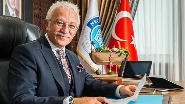 Rektör Prof. Dr. Cem Zorlu: 'Sizleri küresel rekabete hazırlıyoruz'