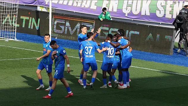 Rizespor'dan sezon finalinde gol şovu