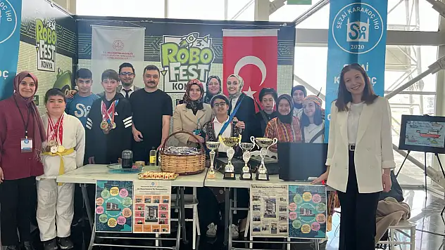 RoboFest'te Sezai Karakoç İHO standına yoğun ilgi