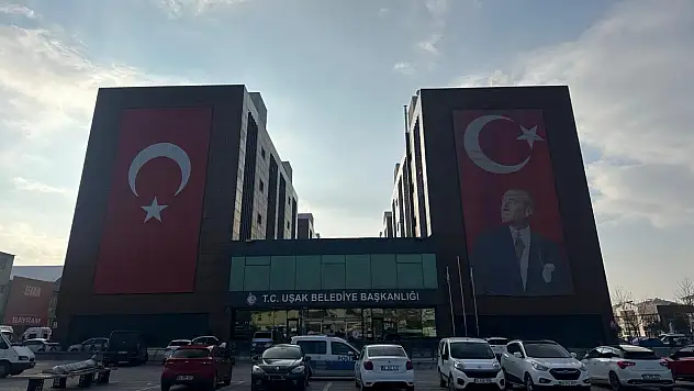 Rüşvet operasyonunda yeni dalga: Belediye başkanı gözaltına alındı!