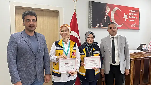 Sağlık personeli telefonda anlattı, baba doğum yaptırdı