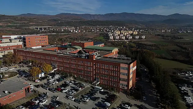 'Şaka' olsun diye işçinin makatına hava bastı, kalın bağırsağı patladı: 1 tutuklama