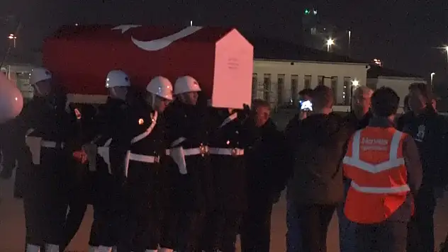 Şehit  pilot Hasan Bahar'ın naaşı Türkiye'ye getirildi