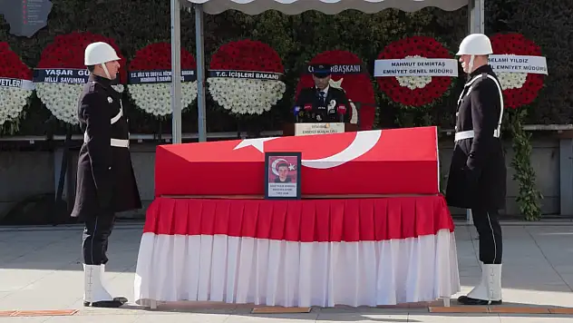Şehit polis memuru Mustafa Aydın için İstanbul Emniyet Müdürlüğü'nde tören düzenlendi