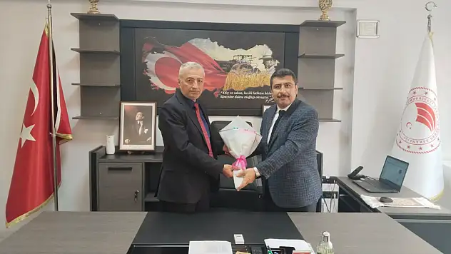 Selçuklu'da görev değişimi: Yeni müdür mesaiye başladı