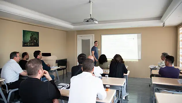 SELÇUKSEM'in Bilirkişilik Temel Eğitimi'ne yoğun ilgi