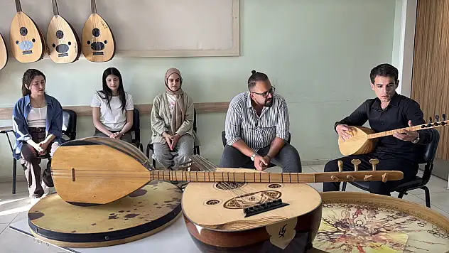 Semih öğretmenin öğrencisi Konya'da hayaline kavuştu