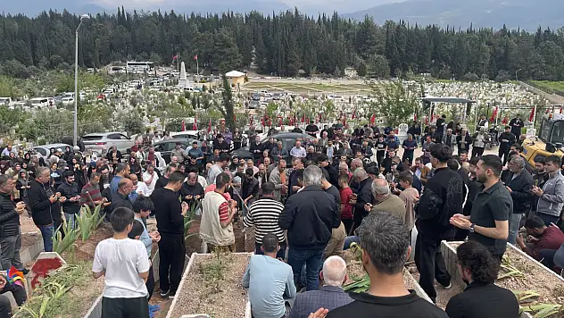 Serinlemek için girdiği gölet mezarı oldu: Üniversiteli gence acı veda!