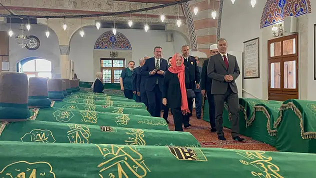 Sevgi ve barış için yola çıktılar: Karaman'dan Konya'ya tarihi yürüyüş