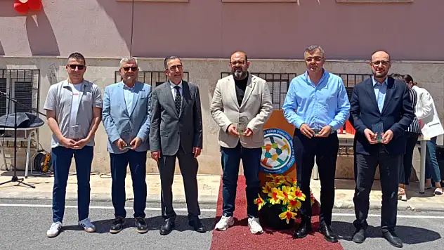 Sevgiyle örülen bir mezuniyet: Özel gereksinimli öğrencilerin gurur günü