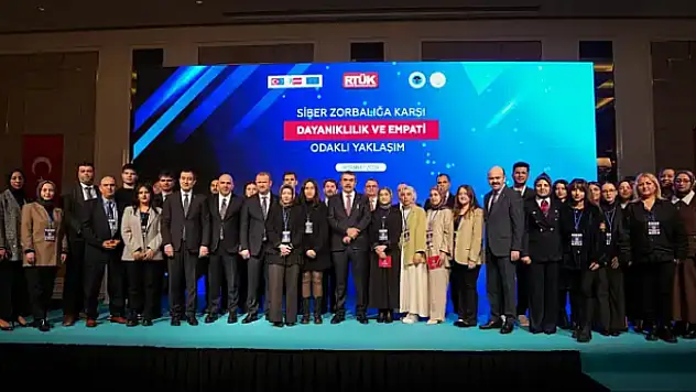 Siber zorbalıkla mücadelede 'Konya modeli' Ankara'da masaya yatırıldı