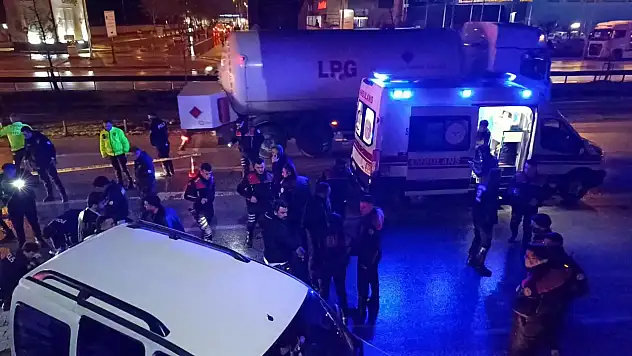 Şiddet ihbarı cinayetle bitti: Polise silah çeken şüpheli vurularak etkisiz hale getirildi