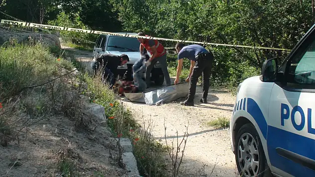 Silahla kalbinden vurulmuş halde bulundu!