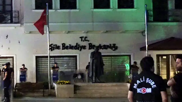 Şile Belediyesi'ne operasyon: Belediye başkanı gözaltına alındı!