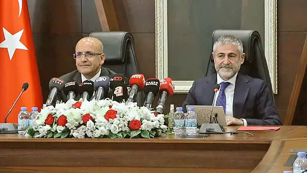 Mehmet Şimşek, Hazine ve Maliye Bakanlığını devraldı