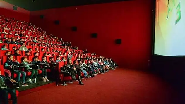 Sinema biletine esnek indirim dönemi