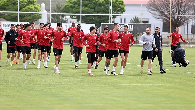 Sivasspor, Süper Lig'de yarın Kayserispor'la karşılaşacak