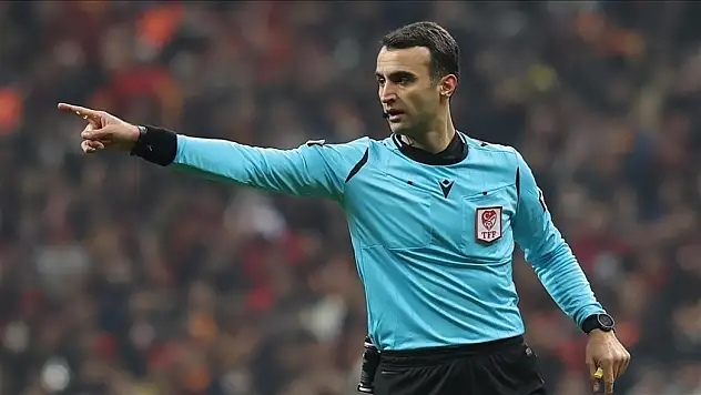 Skandal hakemler görev başına