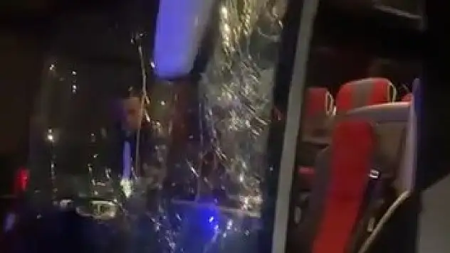 Şoför fenalaşınca direksiyona geçip faciayı önledi