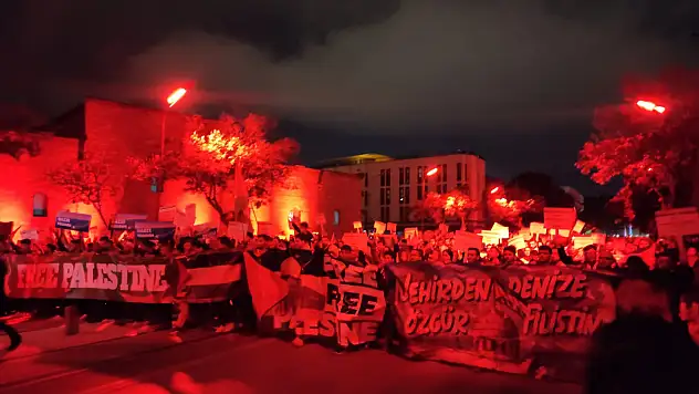 Soykırımın yıl dönümünde Konya ayakta! Binlerce kişi Gazze için sessiz yürüdü...