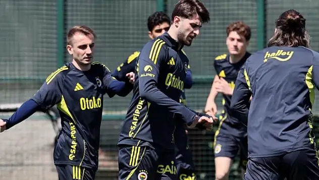 Süper Lig'de kader maçı: Dev derbiye hazırlıklar sürüyor!